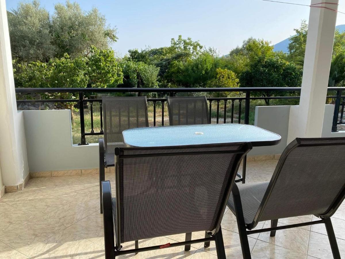 Chris Apartment Vasiliki  Ngoại thất bức ảnh